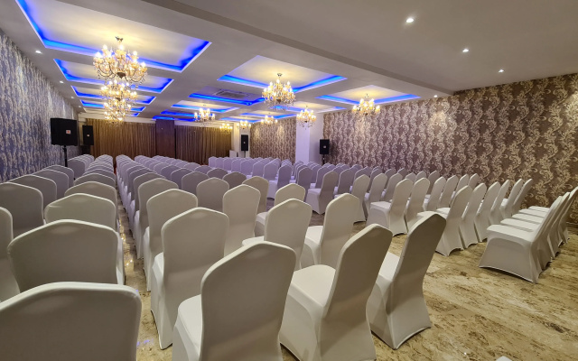 Galaxy Club & Hotel