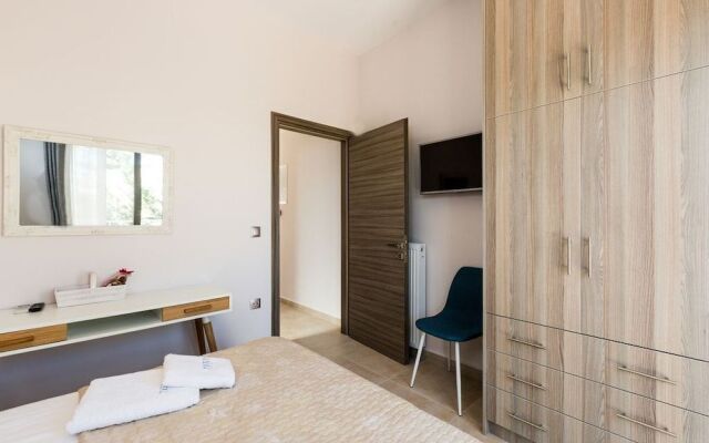 Peris Villa