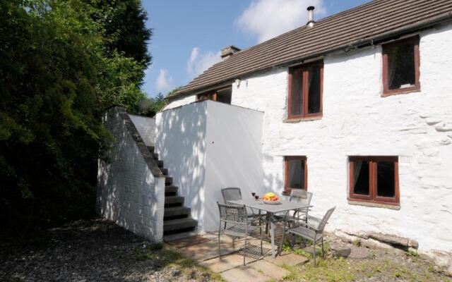 Ghyll Burn Cottage and Barn End Cottage