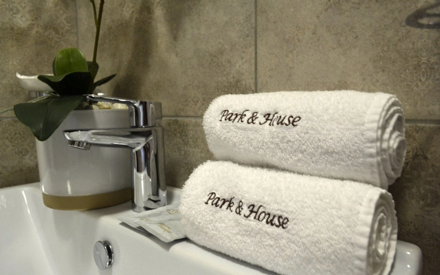 Отель Lux Promo Park & House