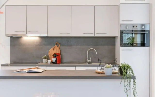 Apartment With two Large Terraces