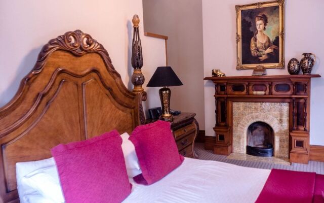 Ormlie Lodge