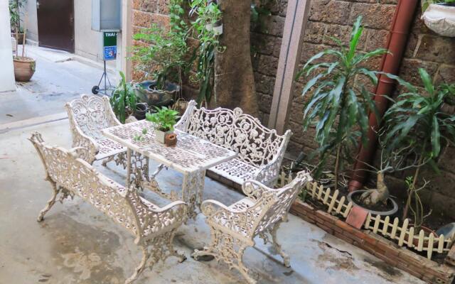 Airport Link Hua Mak Condo