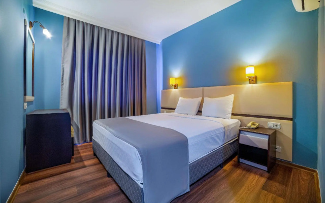 Vega City Hotel - Image 4
