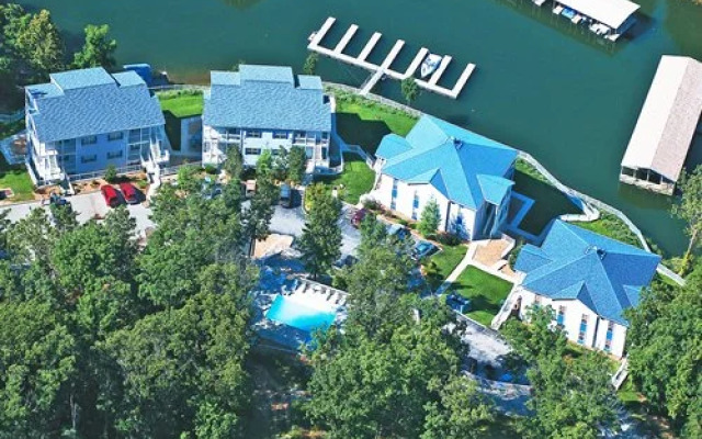 Vintage Landing Condominiums