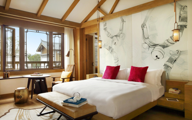 Hotel Indigo Lijiang Ancient Town by IHG – Guest Rooms – Lijiang