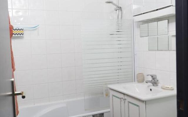 "Le 45" TOUT CONFORT-CENTRE VILLE-GARE-UNESCO-THERMES