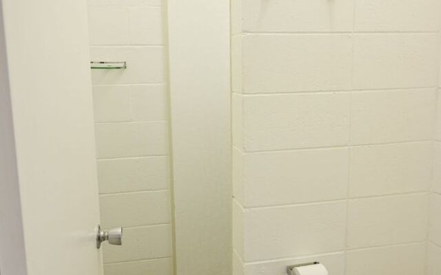 Byer Fountain Motor Inn, Holbrook