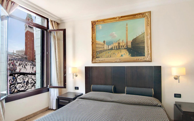 Relais Piazza San Marco