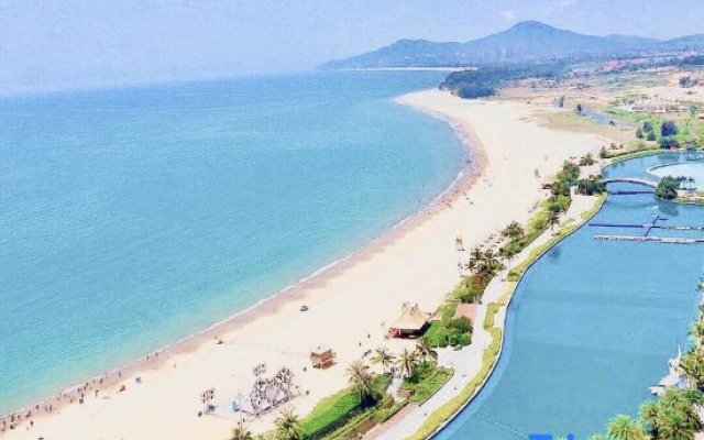 Stay in Yangjiang. Come see the Beach House