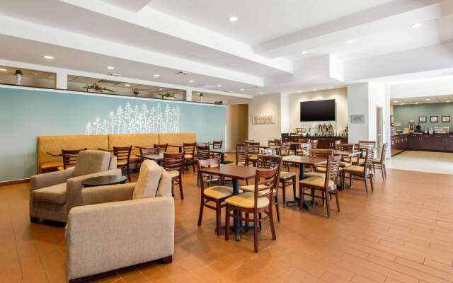 Sleep Inn & Suites Middletown - Goshen