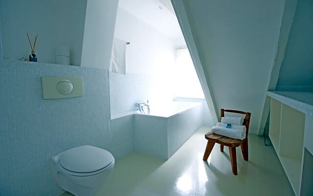 Beautiful 2 Floor Vondelpark Apartment.