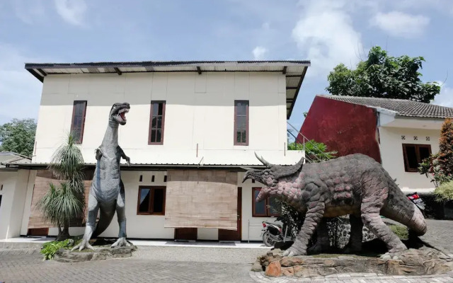 Lovina Inn by Oyo Rooms