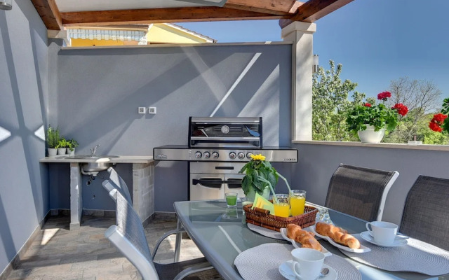 Exquisite Holiday Home in Galizana With Pool