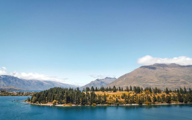 Stay of Queenstown