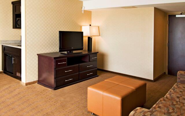 Holiday Inn Express Hotel & Suites Riverport Richmond, an IHG Hotel