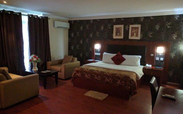 Marco Polo Hotel & Suites