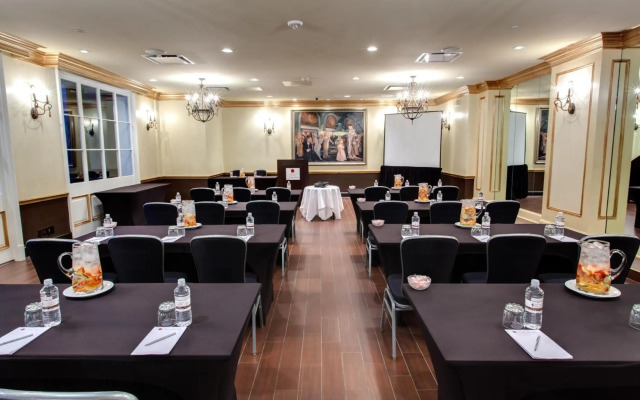 Hotel Mazarin