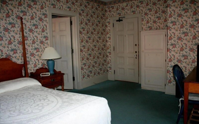 The Cozy Afghan Bed & Breakfast