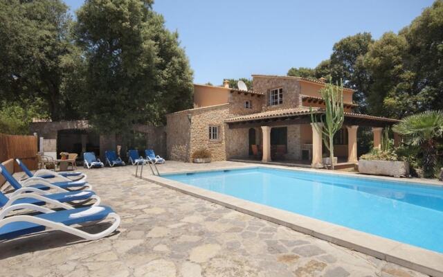 Villa - 4 Bedrooms with Pool and WiFi - 103163