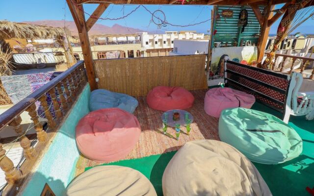 Gina Motel Dahab