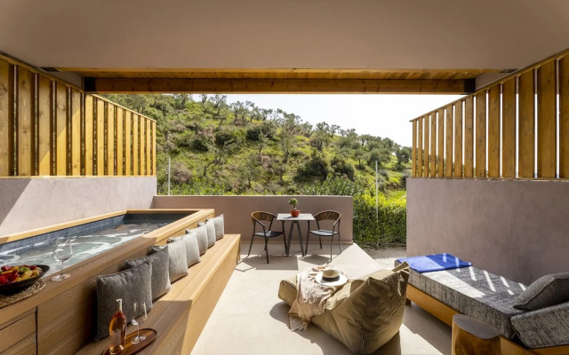 Avaton Suites & Villa Philian Collection
