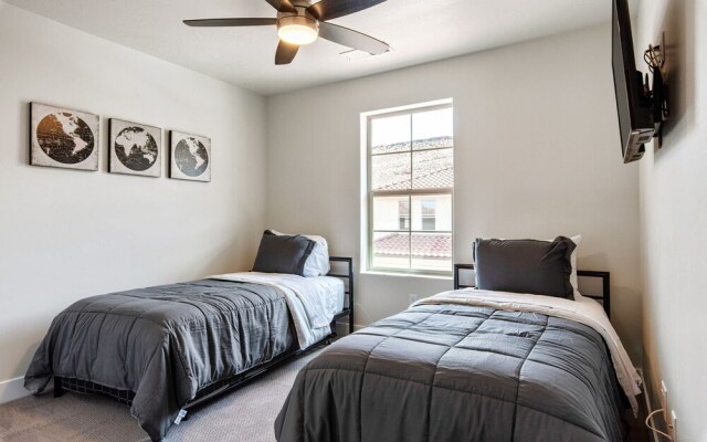 Southern Escape by RedAwning