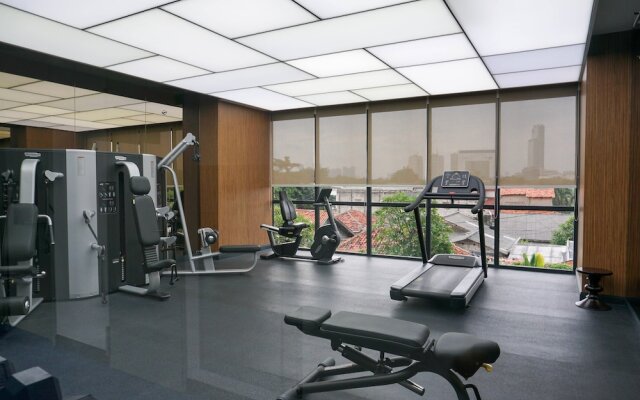 Nice and Elegant 2BR Apartment at Veranda Residence Puri