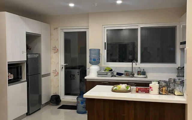 Elysium Service Apartment 1203