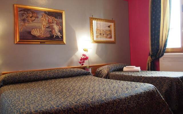 Hotel Santa Croce