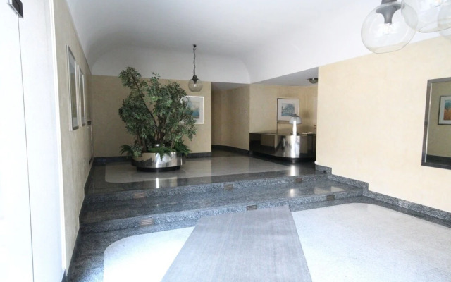 Lario Apartment