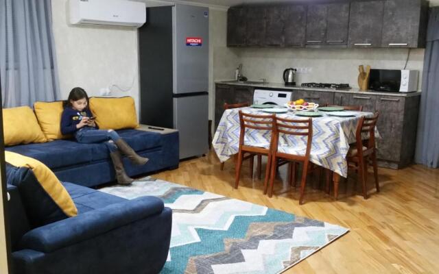 Guest House 15A