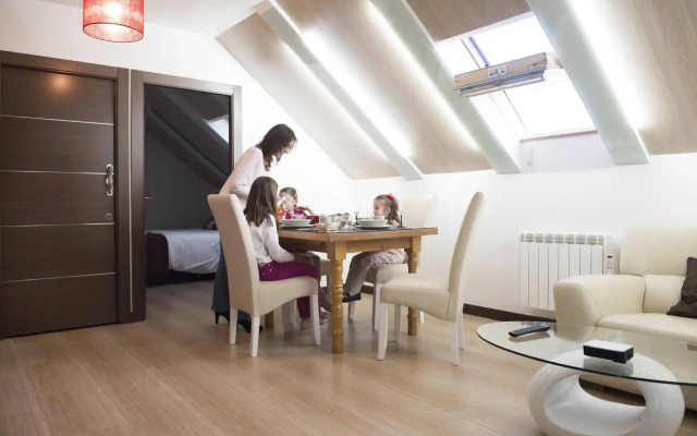 Apartamentos Fuente Redonda