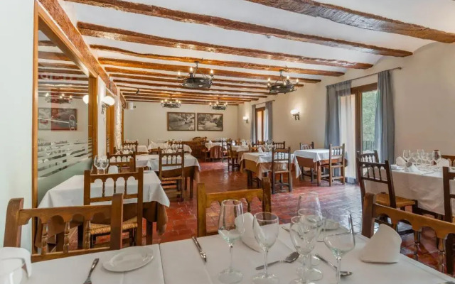 La Trucha Hotel