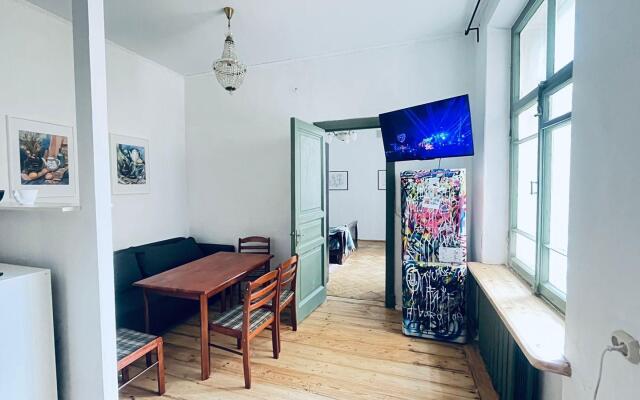 Апартаменты BFR (БФР) на улице Маяковского 27