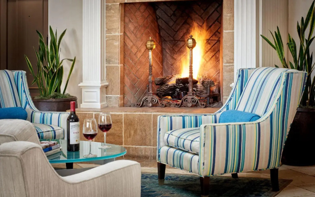 Beach House Hotel at Hermosa Beach