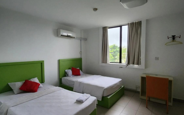 OYO 564 Y Hotel