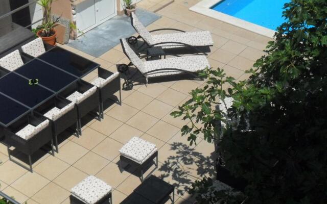 Apartments Villa Natali - Heating Pool
