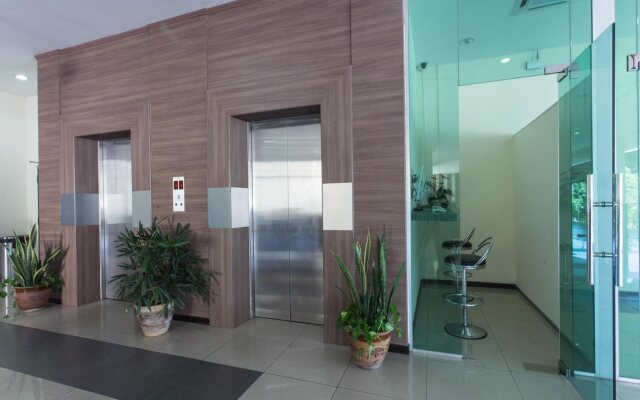 World Youth Hotel