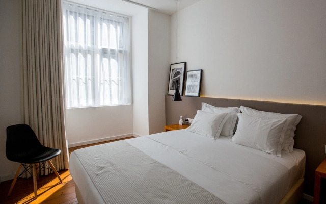 The 8 Downtown Suites