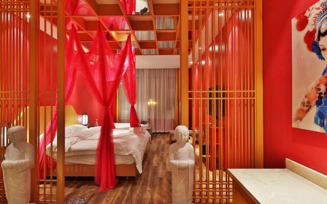 Yunxi Art Theme Hotel