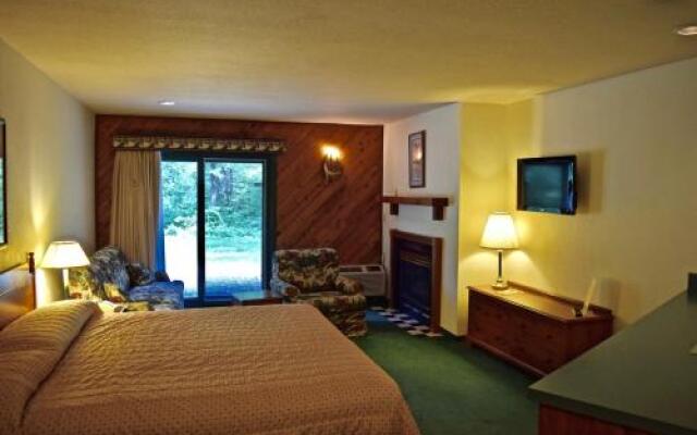 Whitetail Lodge