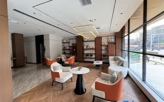 The Hidden Jade Hotel