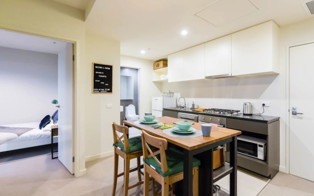 YASHITA, 2BDR Melbourne Apartment