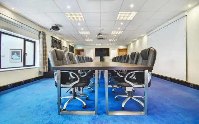 Sturmer Hall Hotel & Conference Centre
