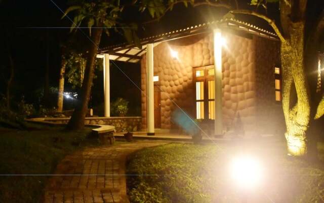Safari Queens Resort