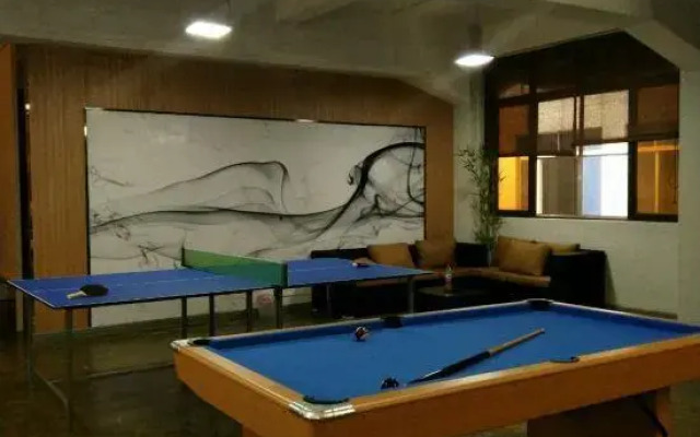 Yijian Apartment