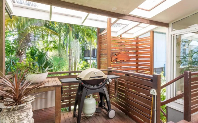 Sunshine Beach House 14 Depper Street