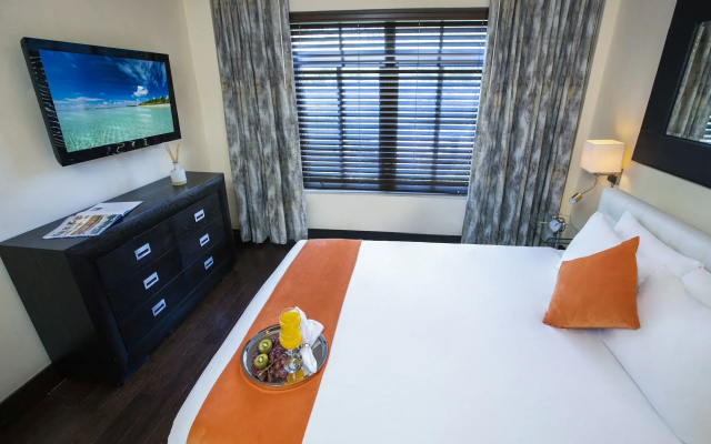 Lincoln Arms Suites