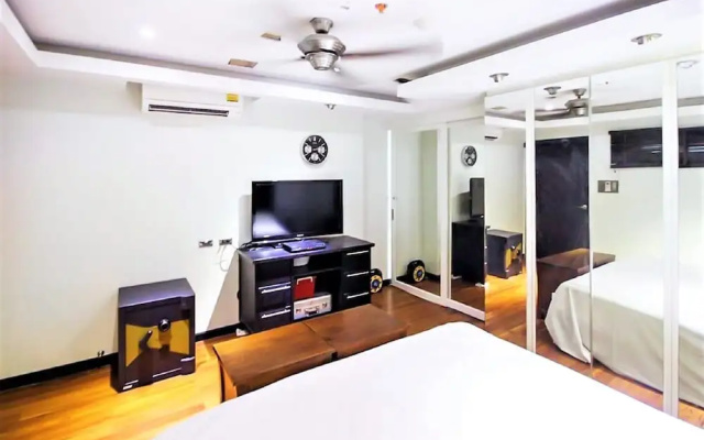 20th Floor 2-bed Condo With Stunning Views